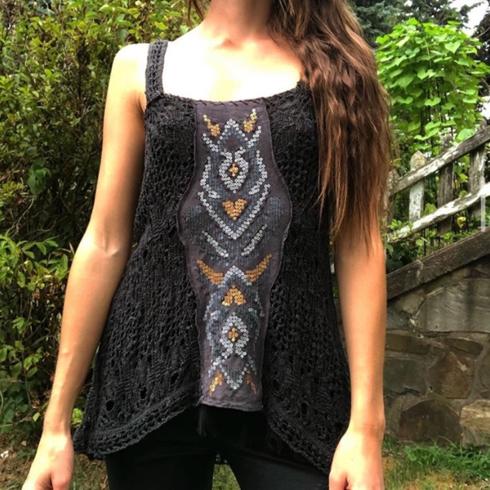 🌻Free People Crochet Tank w/ Sequin Appliqué